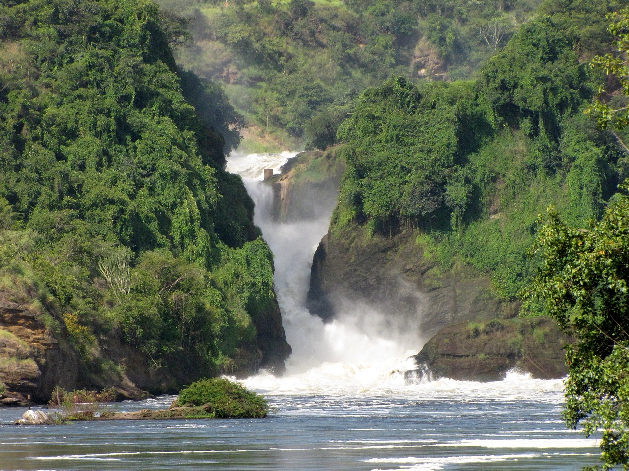 2 days Murchison falls safari.