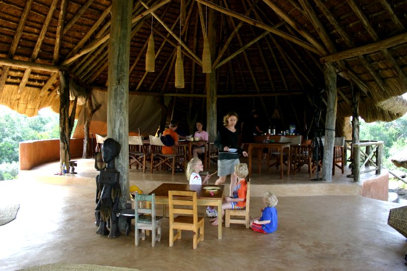 Mid range safari lodges in Nkuringo region.