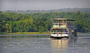 Read more about the article Where to enjoy a boat ride safari in Uganda?