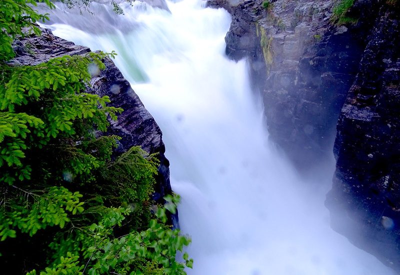 Busowoka waterfalls