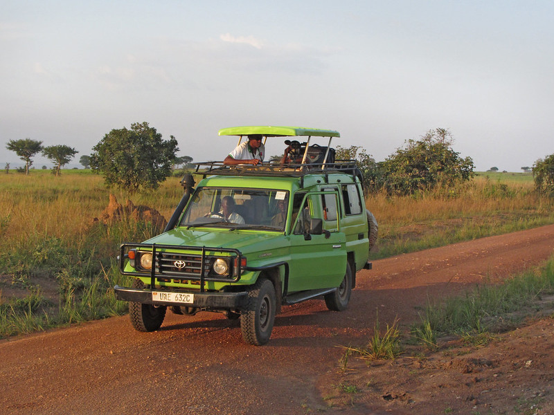 Read more about the article 5 Things To Consider When Choosing A Safari Car In Uganda