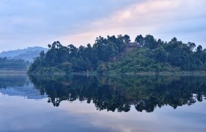 Read more about the article What to do on lake Bunyonyi