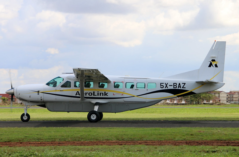 You are currently viewing How best to fly from Entebbe to Bwindi