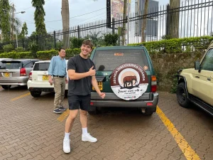 Read more about the article How do I select a reliable tour operator in Uganda?