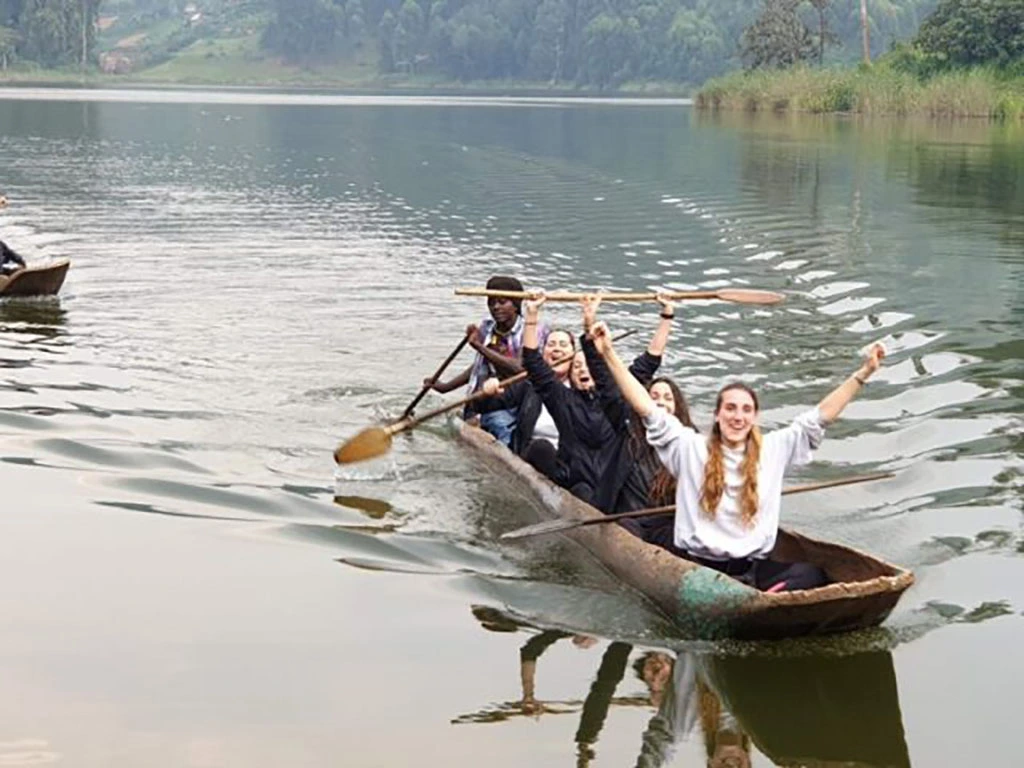 You are currently viewing Things to do around Lake Bunyonyi
