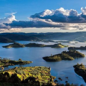 Read more about the article First Time Traveler Uganda Experience